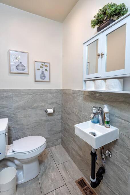 Chic And Spacious 3Br Gem In Central La Los Angeles Eksteriør bilde